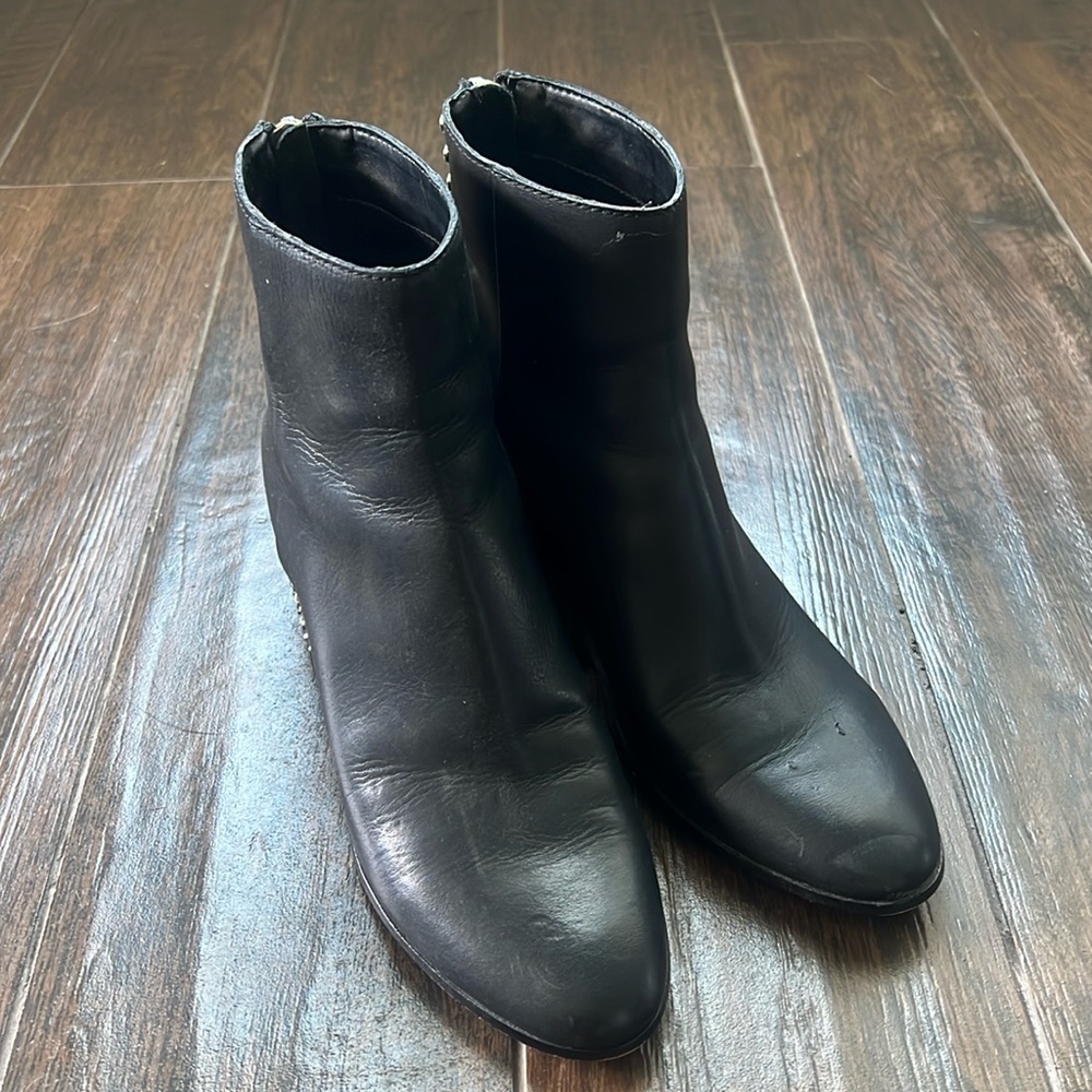 Black Dolce Vita Booties